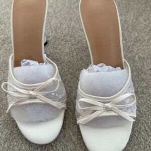 White tik tok lace heels